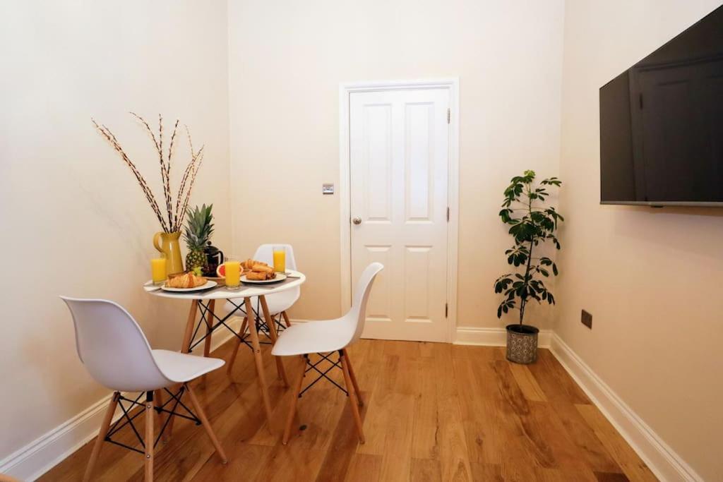Seagulls Nest- Stylish 1 Bed Seafront Apartment Hastings Exterior foto